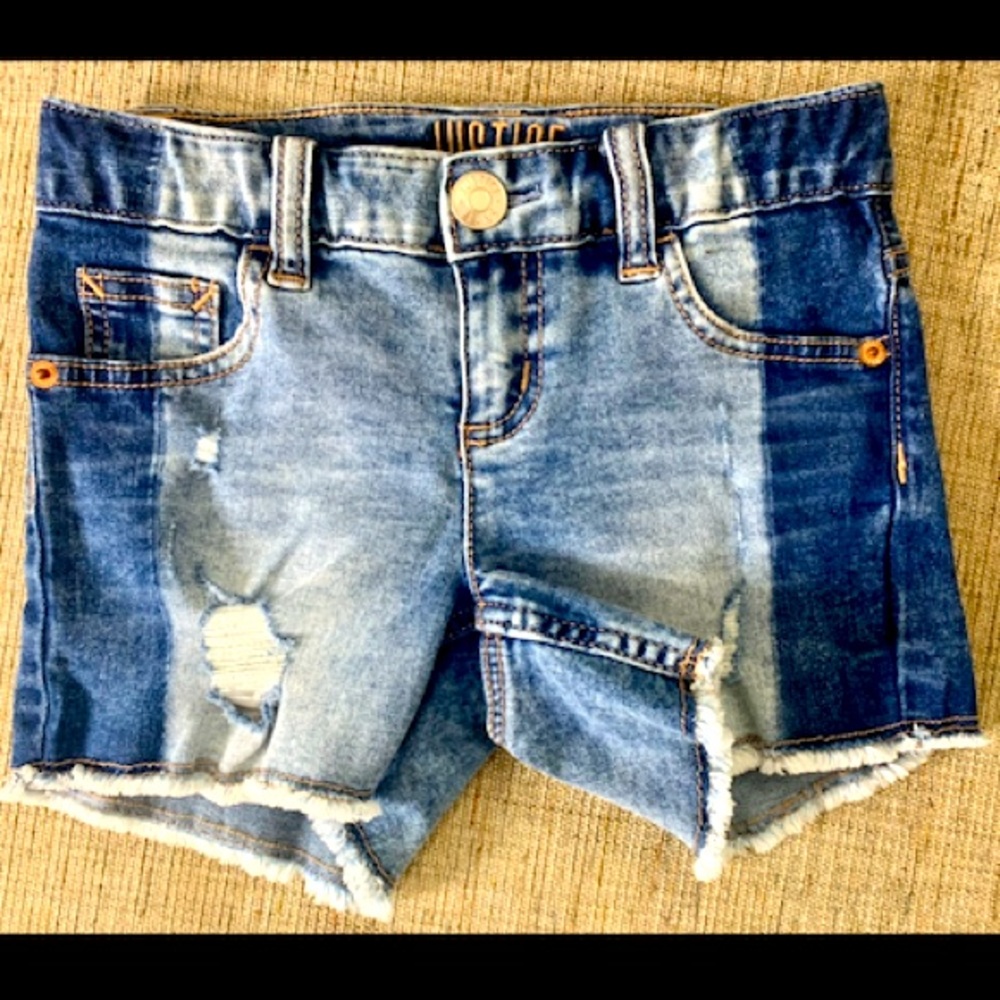 EUC Girls JUSTICE Frayed Color Block Denim Shorts, Size 7